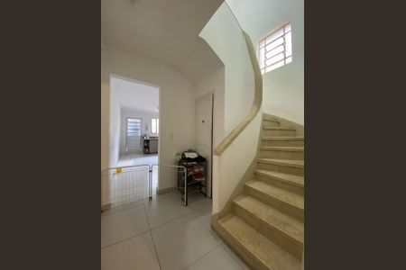 Casa à venda com 160m², 2 quartos e 1 vaga