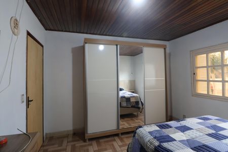 Casa à venda com 94m², 4 quartos e 6 vagasQuarto 1