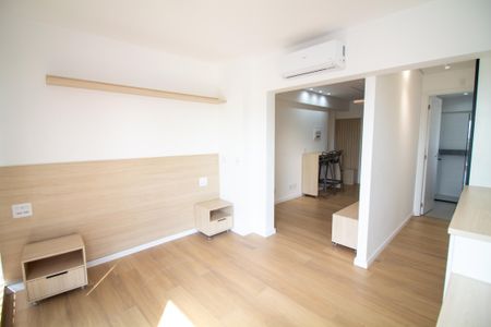 Quarto de kitnet/studio para alugar com 1 quarto, 31m² em Santo Amaro, São Paulo