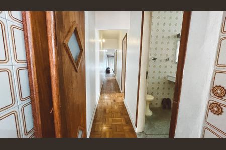 Casa à venda com 140m², 3 quartos e 2 vagasCorredor