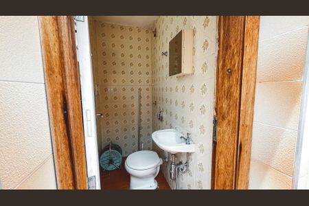 Casa à venda com 140m², 3 quartos e 2 vagasBanheiro de serviço