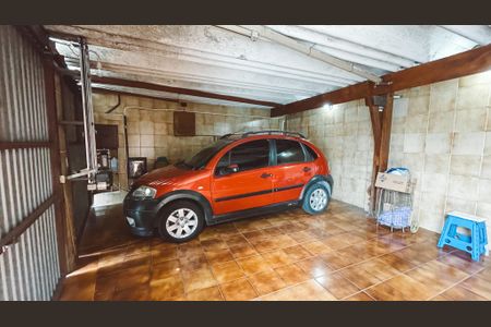 Casa à venda com 140m², 3 quartos e 2 vagasGaragem