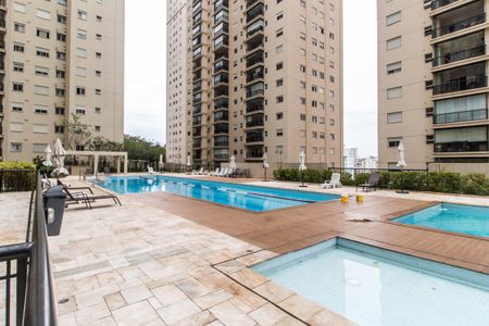 Apartamento à venda com 68m², 1 quarto e 1 vagaPiscina