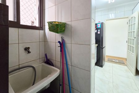 Apartamento à venda com 66m², 3 quartos e 1 vaga Apartamento à venda com 66m², 3 quartos e 1 vagaÁrea de Serviço