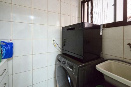 Apartamento à venda com 66m², 3 quartos e 1 vaga Apartamento à venda com 66m², 3 quartos e 1 vagaÁrea de Serviço
