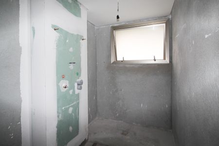 Apartamento à venda com 222m², 3 quartos e 3 vagasBanheiro da Suíte 1