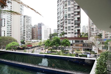 Apartamento à venda com 222m², 3 quartos e 3 vagasVaranda da Suíte 