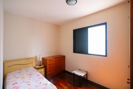 Apartamento para alugar com 117m², 3 quartos e 1 vagaQuarto 1