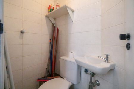 Apartamento para alugar com 117m², 3 quartos e 1 vagaBanheiro de Serviço