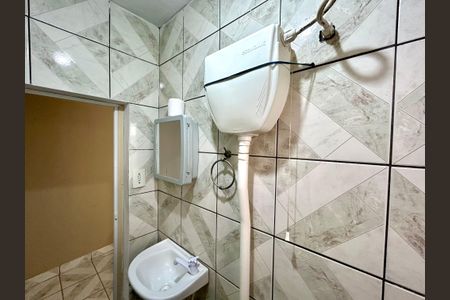 Banheiro de casa para alugar com 1 quarto, 40m² em Gopouva, Guarulhos