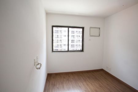 Apartamento à venda com 69m², 2 quartos e 1 vagaSuíte