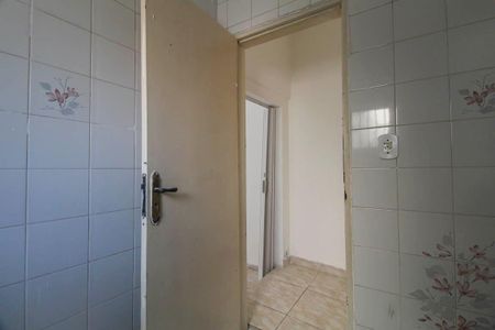 Casa para alugar com 58m², 1 quarto e 1 vaga Casa para alugar com 58m², 1 quarto e 1 vagaBanheiro Social