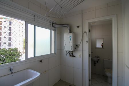 Apartamento à venda com 130m², 3 quartos e 2 vagas Apartamento à venda com 130m², 3 quartos e 2 vagasÁrea de Serviço