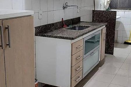 Apartamento à venda com 75m², 2 quartos e 1 vaga