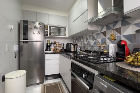 Apartamento à venda com 58m², 2 quartos e 1 vaga Apartamento à venda com 58m², 2 quartos e 1 vagaCozinha e Área de Serviço