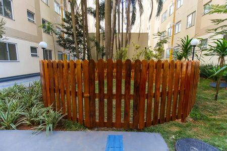 Apartamento para alugar com 1200m², 2 quartos e sem vagaÁrea comum