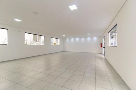 Apartamento para alugar com 1200m², 2 quartos e sem vagaÁrea comum
