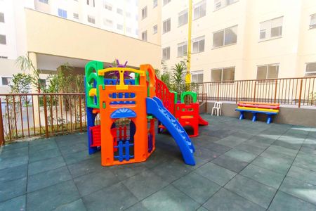 Apartamento para alugar com 1200m², 2 quartos e sem vagaÁrea comum - Playground