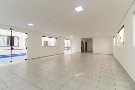 Apartamento para alugar com 1200m², 2 quartos e sem vagaÁrea comum