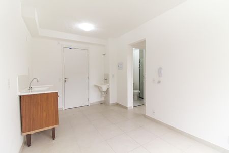 Apartamento para alugar com 32m², 2 quartos e sem vaga Apartamento para alugar com 32m², 2 quartos e sem vagaSala/Cozinha