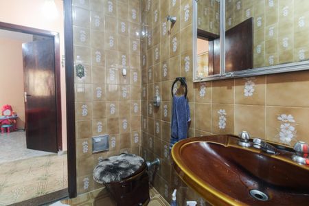 Casa à venda com 231m², 3 quartos e 4 vagas Casa à venda com 231m², 3 quartos e 4 vagasBanheiro Social