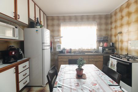 Casa à venda com 231m², 3 quartos e 4 vagas Casa à venda com 231m², 3 quartos e 4 vagasCozinha