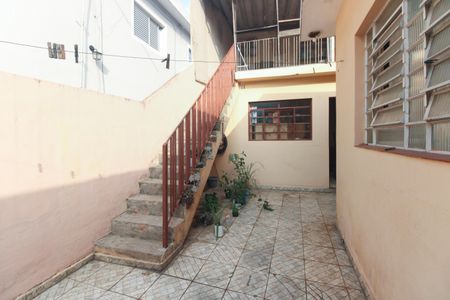 Casa à venda com 231m², 3 quartos e 4 vagas Casa à venda com 231m², 3 quartos e 4 vagasQuintal