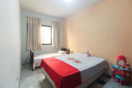 Casa à venda com 231m², 3 quartos e 4 vagas Casa à venda com 231m², 3 quartos e 4 vagasQuarto 2