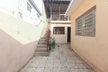 Casa à venda com 231m², 3 quartos e 4 vagas Casa à venda com 231m², 3 quartos e 4 vagasQuintal