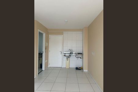 Cozinha de apartamento à venda com 1 quarto, 31m² em Jardim Santa Teresinha, São Paulo