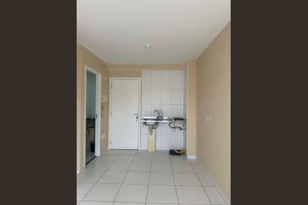 Cozinha de apartamento à venda com 1 quarto, 31m² em Jardim Santa Teresinha, São Paulo