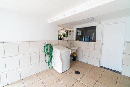 Casa à venda com 162m², 3 quartos e 2 vagas Casa à venda com 162m², 3 quartos e 2 vagasLavanderia