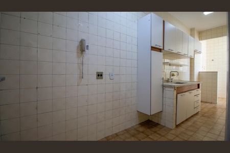 Apartamento à venda com 74m², 2 quartos e 1 vagaCozinha
