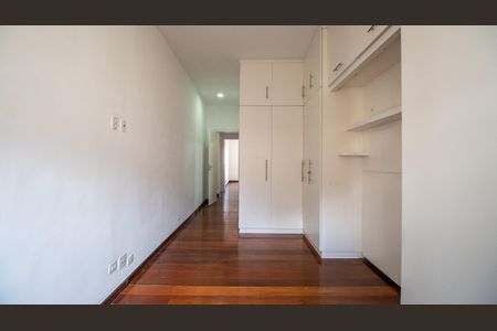 Apartamento à venda com 74m², 2 quartos e 1 vagaSuite