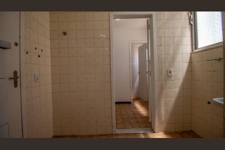 Apartamento à venda com 74m², 2 quartos e 1 vagaÁrea de Serviço