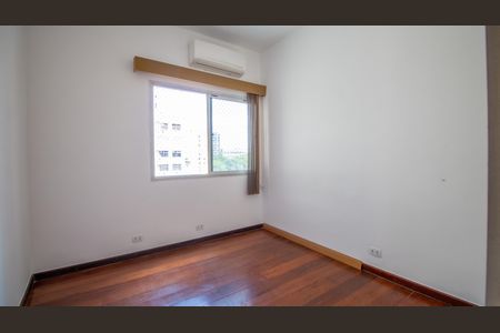 Apartamento à venda com 74m², 2 quartos e 1 vagaQuarto 1