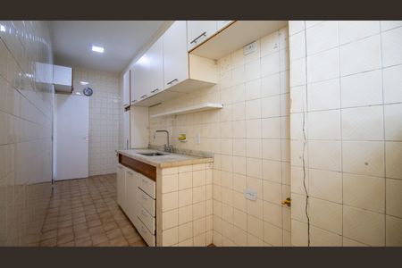 Apartamento à venda com 74m², 2 quartos e 1 vagaCozinha