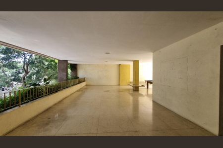 Apartamento à venda com 74m², 2 quartos e 1 vagaÁrea Comum