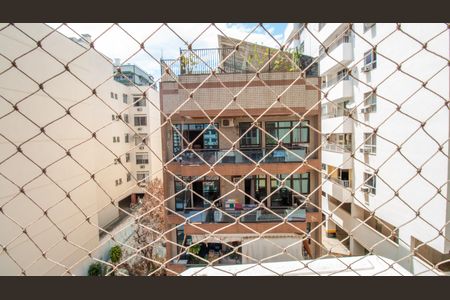 Apartamento à venda com 74m², 2 quartos e 1 vagaSuite Vista