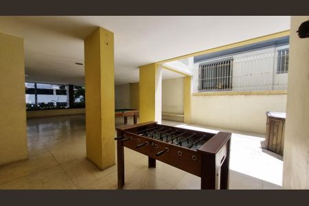 Apartamento à venda com 74m², 2 quartos e 1 vagaÁrea Comum