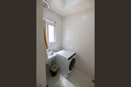 Apartamento à venda com 105m², 3 quartos e 2 vagas Apartamento à venda com 105m², 3 quartos e 2 vagasÁrea de Serviço