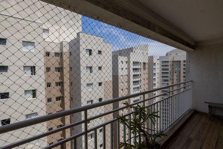 Apartamento à venda com 105m², 3 quartos e 2 vagas Apartamento à venda com 105m², 3 quartos e 2 vagasVaranda da Sala