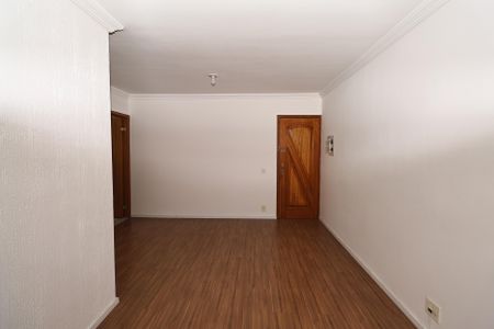 Sala de apartamento para alugar com 2 quartos, 53m² em Jardim Santo André, Santo André