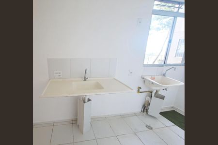 Cozinha de apartamento para alugar com 2 quartos, 38m² em Jardim Boa Vista (zona Oeste), Osasco