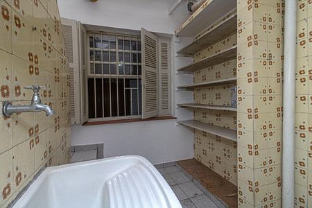Casa à venda com 190m², 3 quartos e 2 vagasÁrea de Serviço