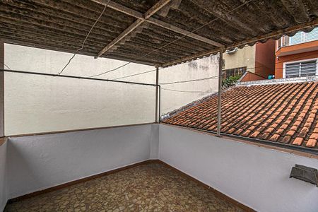 Casa à venda com 190m², 3 quartos e 2 vagasterraço fundos_3