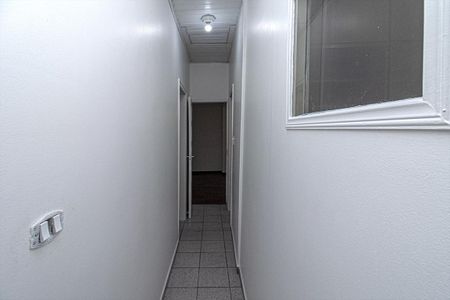 Casa à venda com 190m², 3 quartos e 2 vagasCorredor