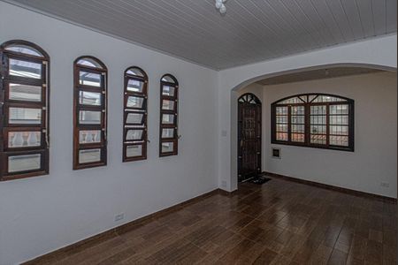 Sala de casa à venda com 3 quartos, 190m² em Vila Gumercindo, São Paulo