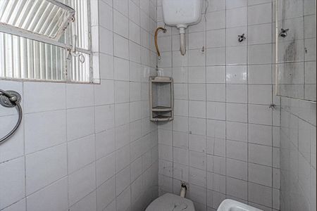 Casa à venda com 190m², 3 quartos e 2 vagasBanheiro de Serviço