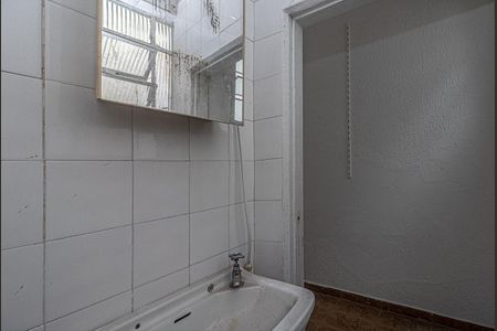Casa à venda com 190m², 3 quartos e 2 vagasBanheiro de Serviço